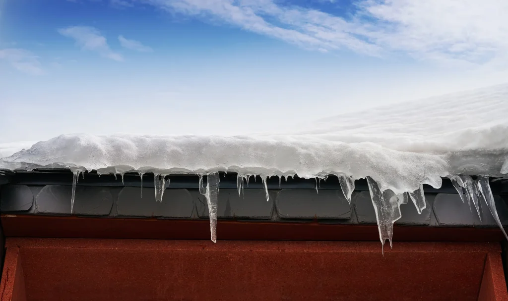 Ice Dam Removal in Duluth