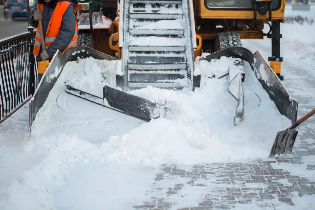 Emergency Snow Load Removal in Virginia